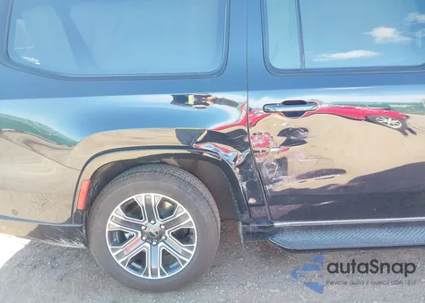 2025 Jeep Wagoneer L Series Ii 4X4 z USA, uszkodzony, nr VIN 1C4SJSBP5SS515126